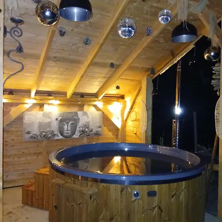 L'O Re Des Bois Hebergement Insolite Verriere Aube, Bain, Sauna, Massages *