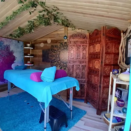Luxury tent L'o Re Des Bois Insolite Aube, Bain, Sauna, Kota, Massages Laussonne