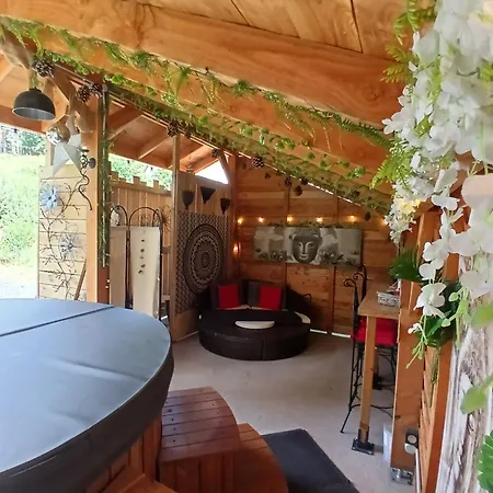 L'o Re Des Bois Insolite Aube, Bain, Sauna, Kota, Massages * Laussonne